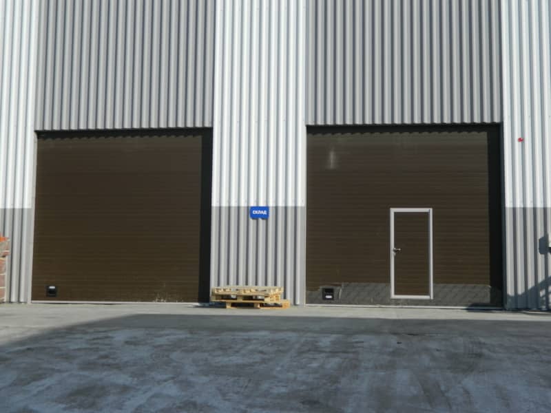 Промышленные ворота DoorHan в Бузулуке с установкой