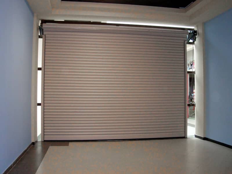 Роллетные ворота DoorHan в Бузулуке с установкой