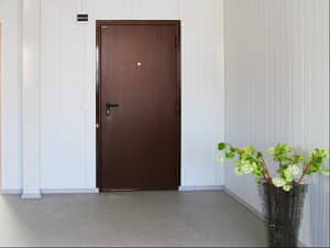 Предлагаем входные железные двери в квартиру DoorHan ЭКО 980х2050 в Бузулуке по выгодной цене